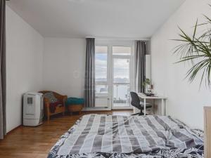 Pronájem bytu 2+kk, Praha, V Štíhlách, 64 m2