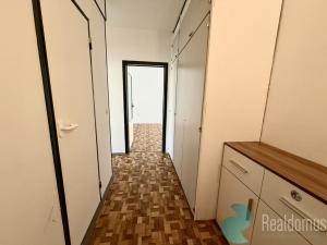 Pronájem bytu 2+1, České Budějovice, Netolická, 45 m2