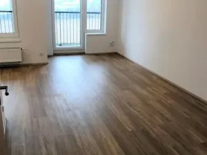 Pronájem bytu 1+kk, Praha, Medunova, 37 m2