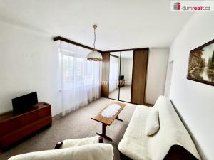 Pronájem bytu 1+1, Kralupy nad Vltavou - Lobeček, Předmostí, 34 m2