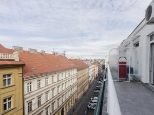 Pronájem bytu 1+kk, Praha, Krakovská, 28 m2