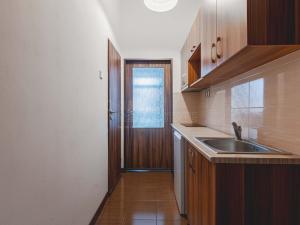 Pronájem bytu 1+kk, Praha, Krakovská, 28 m2