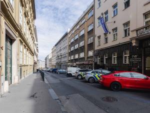 Pronájem bytu 1+kk, Praha, Krakovská, 28 m2