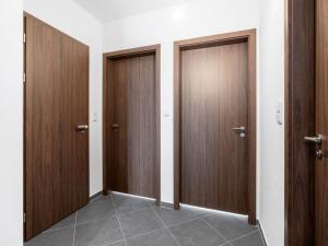 Pronájem bytu 3+kk, Praha - Prosek, Čakovická, 83 m2