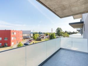 Pronájem bytu 3+kk, Praha - Prosek, Čakovická, 83 m2