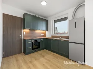 Pronájem bytu 3+kk, Praha - Prosek, Čakovická, 83 m2