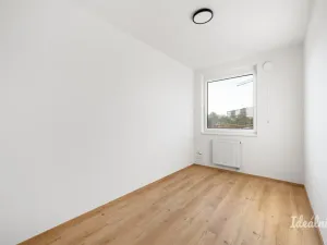 Pronájem bytu 3+kk, Praha - Prosek, Čakovická, 83 m2