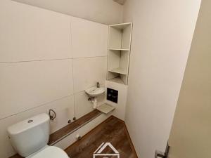 Pronájem obchodního prostoru, Liberec - Liberec IV-Perštýn, Revoluční, 95 m2