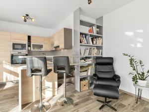 Pronájem bytu 2+kk, Liberec - Liberec III-Jeřáb, U Nisy, 59 m2