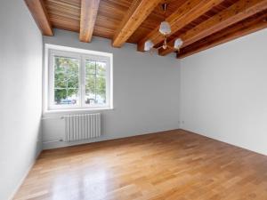 Pronájem kanceláře, Průhonice, Sadová, 350 m2