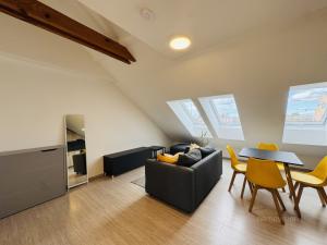 Pronájem bytu 2+kk, Brno - Židenice, Škroupova, 55 m2