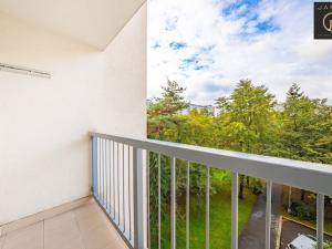 Prodej bytu 2+1, Praha - Kobylisy, Famfulíkova, 62 m2