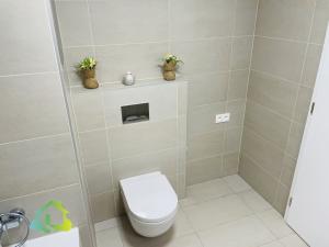 Prodej bytu 2+kk, Praha - Strašnice, Zvěřinova, 64 m2