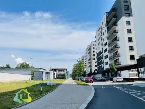 Prodej bytu 2+kk, Praha - Strašnice, Zvěřinova, 64 m2