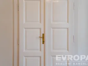 Prodej bytu 4+1, Praha - Holešovice, Veletržní, 101 m2