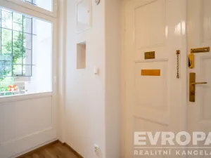 Prodej bytu 4+1, Praha - Holešovice, Veletržní, 101 m2