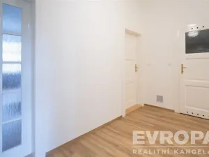 Prodej bytu 4+1, Praha - Holešovice, Veletržní, 101 m2