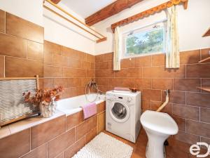 Prodej chalupy, Lomnice nad Popelkou - Morcinov, 74 m2