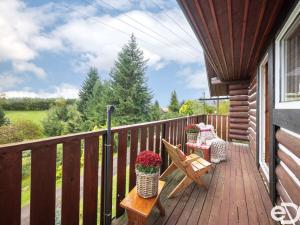 Prodej chalupy, Lomnice nad Popelkou - Morcinov, 74 m2