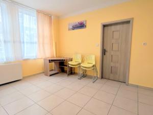 Pronájem bytu 2+kk, Karlovy Vary - Rybáře, Sokolovská, 48 m2