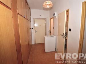 Pronájem bytu 2+1, Praha - Veleslavín, Křenova, 54 m2