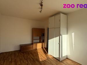 Pronájem bytu 2+1, Kadaň, Chomutovská, 53 m2