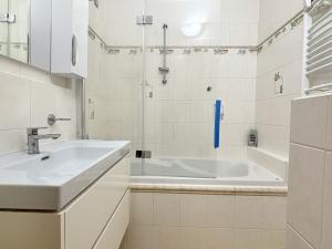 Pronájem bytu 3+1, Olomouc, Fischerova, 68 m2