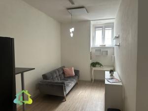 Pronájem bytu 2+kk, Praha - Vršovice, Holandská, 38 m2