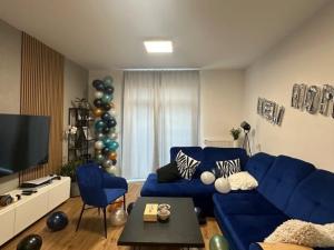 Pronájem rodinného domu, Praha - Hostivař, Hornoměcholupská, 230 m2