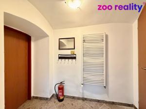 Pronájem obchodního prostoru, Chomutov, Školní, 30 m2
