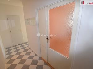 Pronájem bytu 1+1, Praha - Čimice, Okořská, 38 m2
