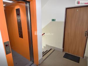 Pronájem bytu 1+1, Praha - Čimice, Okořská, 38 m2