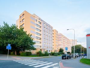 Pronájem bytu 2+kk, Praha, Hráského, 46 m2