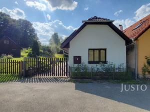 Prodej rodinného domu, Lhenice - Dolní Chrášťany, 61 m2