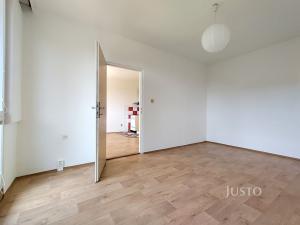 Pronájem bytu 1+1, Písek - Budějovické Předměstí, nábřeží 1. máje, 39 m2