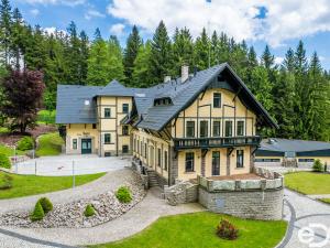 Prodej ubytování, Jablonec nad Nisou, U Lesního divadla, 2930 m2