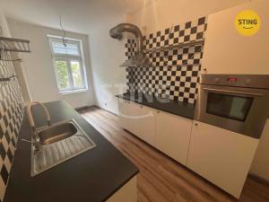 Pronájem bytu 4+1, Mělník, náměstí Karla IV., 99 m2