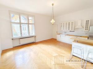 Pronájem bytu 2+kk, Praha - Hradčany, Na baště sv. Tomáše, 61 m2