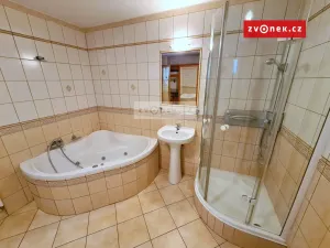 Pronájem rodinného domu, Zlín, Pod Rozhlednou, 200 m2