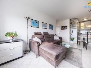 Pronájem bytu 2+kk, Praha - Písnice, Na okruhu, 43 m2