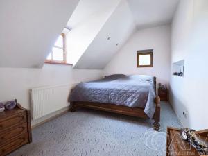 Prodej rodinného domu, Jinočany, Pražská, 231 m2