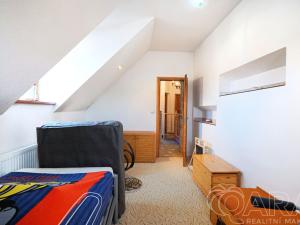 Prodej rodinného domu, Jinočany, Pražská, 231 m2