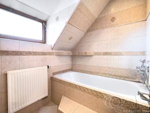 Prodej rodinného domu, Jinočany, Pražská, 231 m2