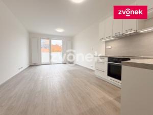 Pronájem bytu 1+kk, Zlín, Nad Stráněmi, 34 m2