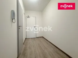 Pronájem bytu 1+kk, Zlín, Nad Stráněmi, 37 m2