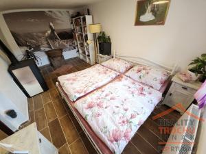 Prodej rodinného domu, Vinary - Smidarská Lhota, 160 m2