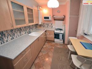 Prodej bytu 3+1, Přelouč, K. Čapka, 64 m2