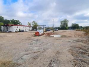 Pronájem komerčního pozemku, Hradec Králové - Třebeš, V Mlejnku, 10995 m2