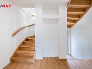 Prodej rodinného domu, Rosice, Tetčická, 205 m2