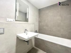 Pronájem bytu 2+kk, Praha - Břevnov, Radimova, 59 m2